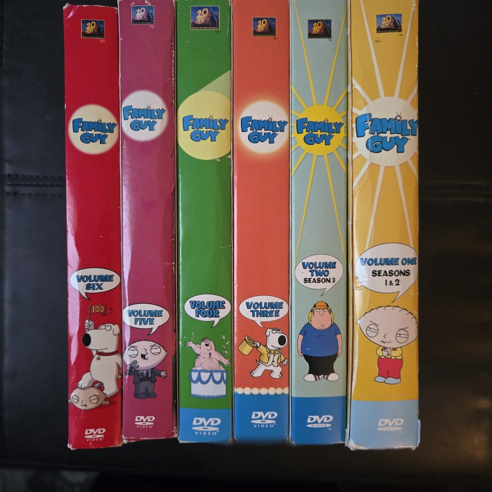 ⭐️Family Guy DVD Box Set - Colorful Season Volumes⭐️